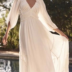 Free People Endless Summer You're A Jewel Maxi
(NWT
Dress Ruched Tiered Ivory